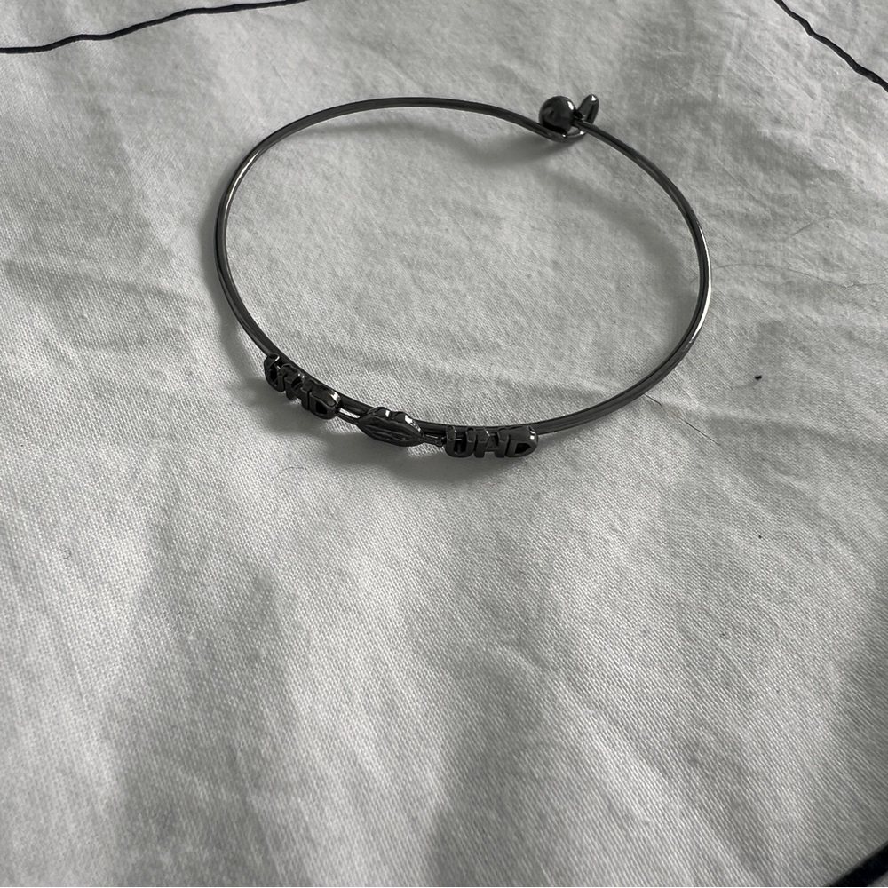 MAKEUP FOREVER - BRACELET